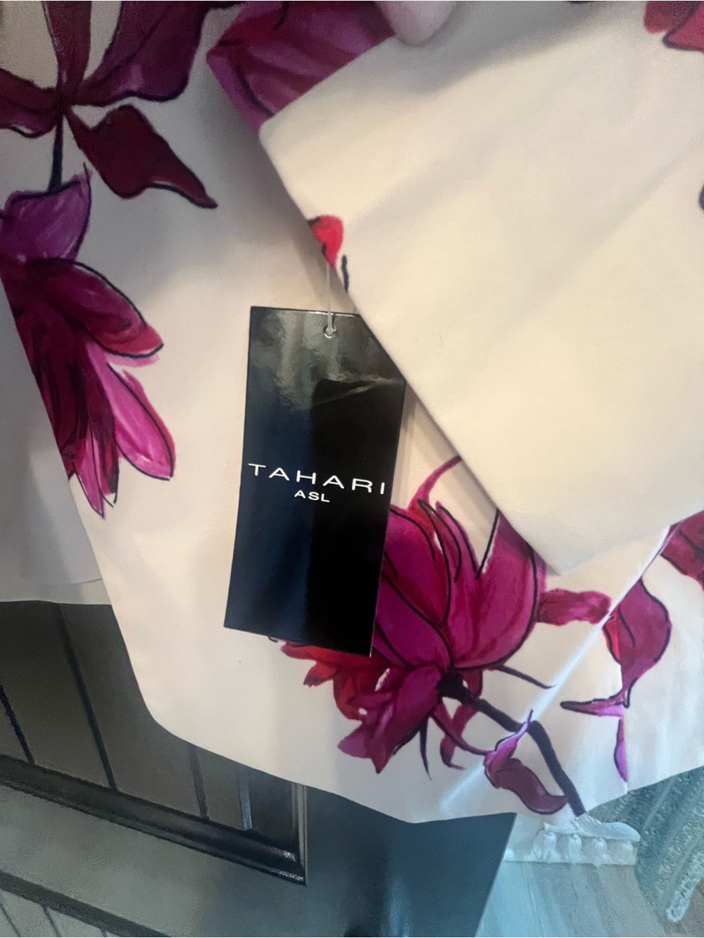Tahari ASL Cream Blazer with Fuchsia Floral Print - Picture 6 of 8